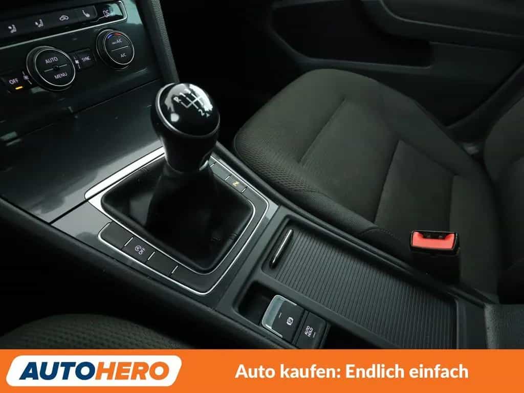 Volkswagen Golf VII 1.4 TSI Comfortline BM*ACC*CAM*CARPLAY* 03/2018-photo-24