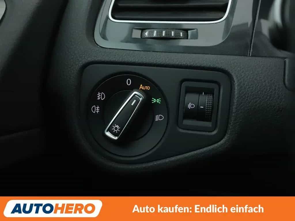Volkswagen Golf VII 1.4 TSI Comfortline BM*ACC*CAM*CARPLAY* 03/2018-photo-26