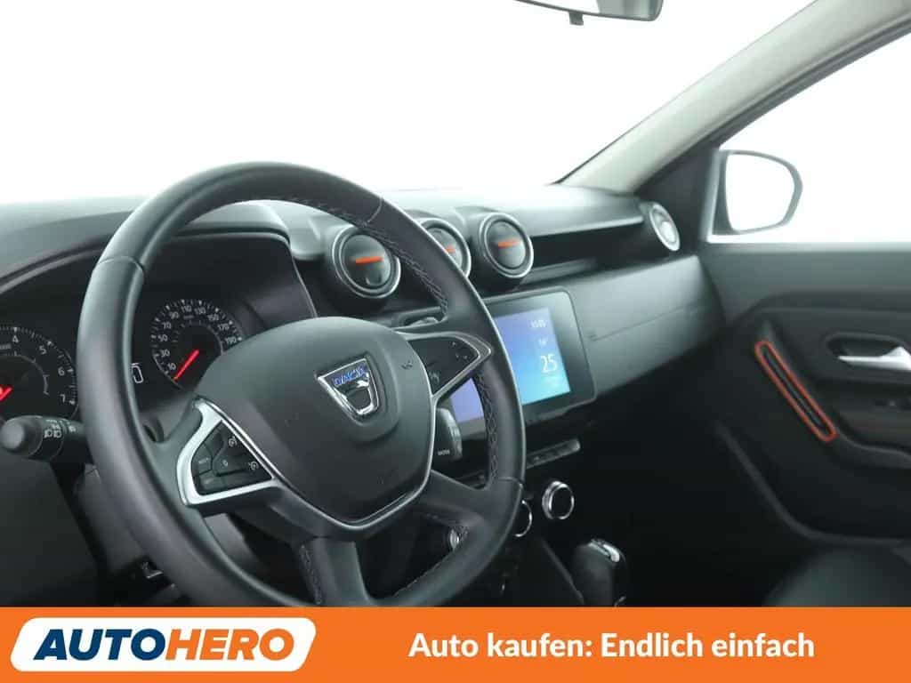 Dacia Duster 1.3 TCe Extreme Aut.*NAVI*360°CAM*PDC*SHZ 11/2022-photo-10