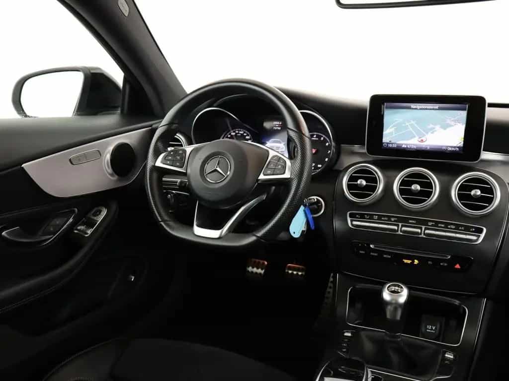Mercedes-Benz C-Class 200 Coupe AMG*Panorama*LED*Navigation*PTS*SHZ* 01/2018-photo-9