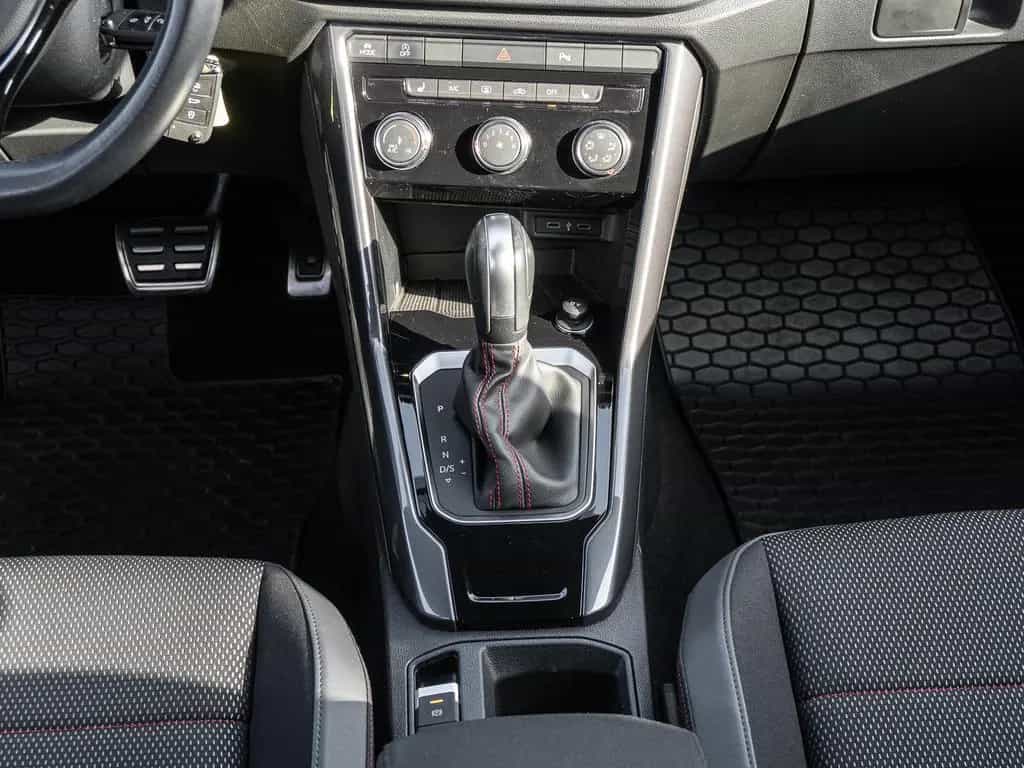 Volkswagen T-ROC 1.5 TSI DSG Sport 01/2022-photo-12