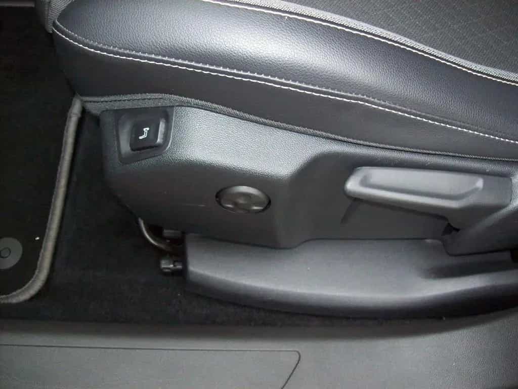 Opel Grandland (X) 1.2 T LED 360* SHZ LHZ Navi AHK 10/2021-photo-10