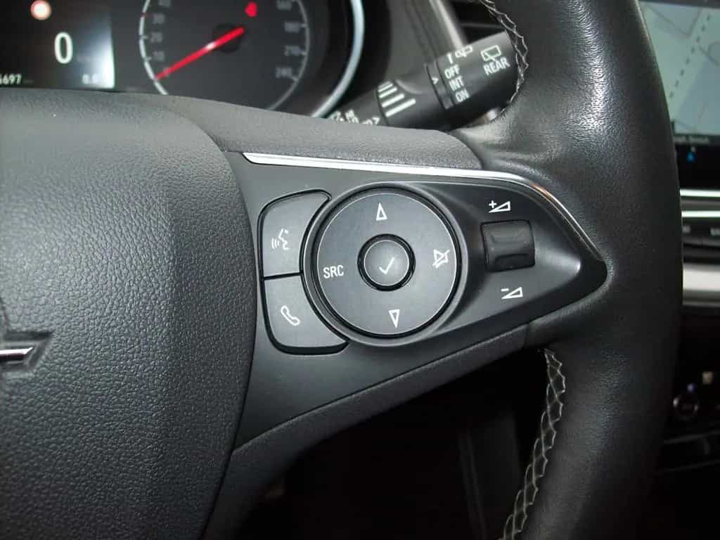 Opel Grandland (X) 1.2 T LED 360* SHZ LHZ Navi AHK 10/2021-photo-15