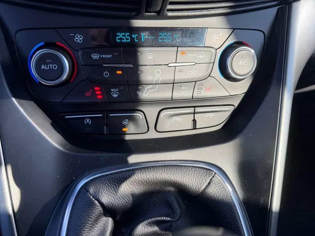 Ford Kuga 1.5 EcoBoost 2x4 Cool & Connect 11/2018-photo-13