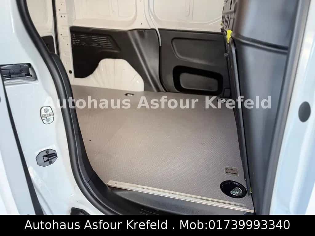Toyota Proace (Verso) Proace City L1 Meister 12/2024-photo-13
