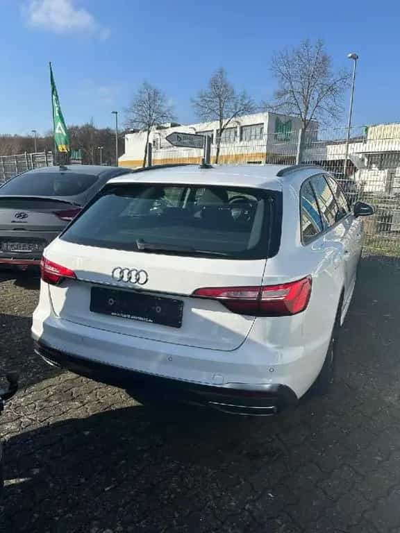 Audi A4 Avant 40 TDI S line; STANDHEIZUNG 12/2020-photo-4