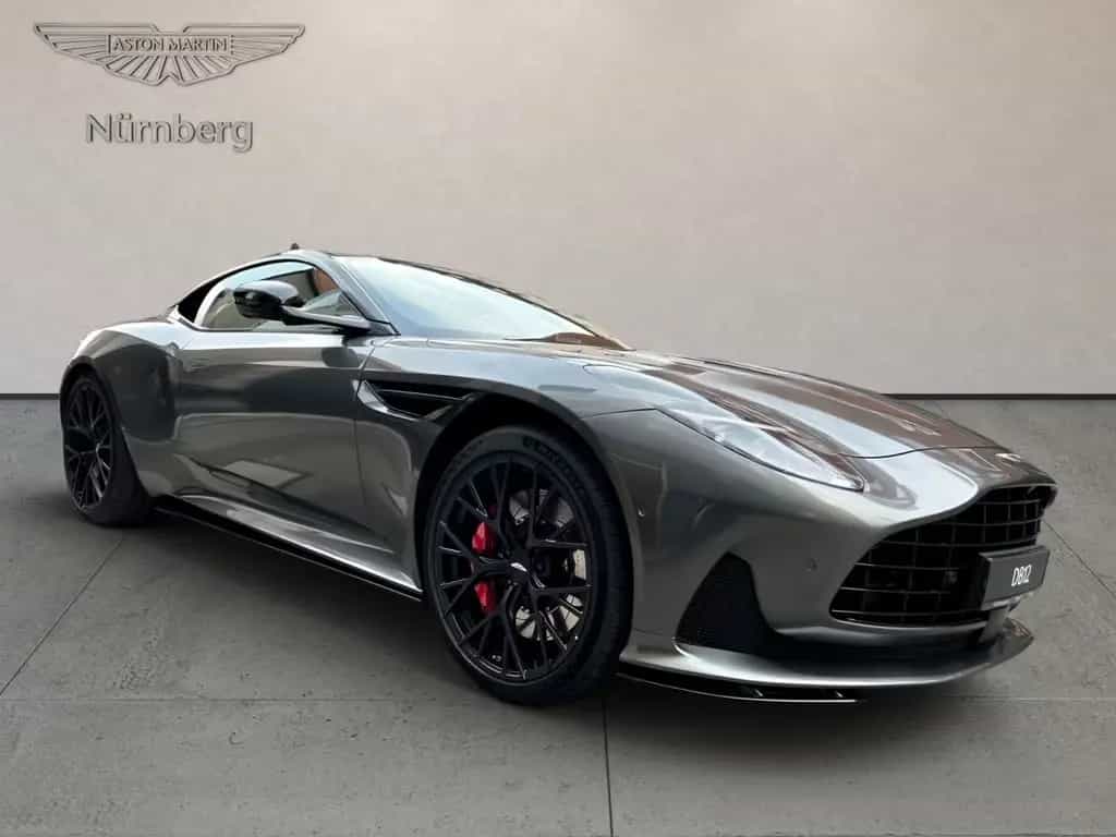 Aston Martin DB12 Coupe null-photo-4