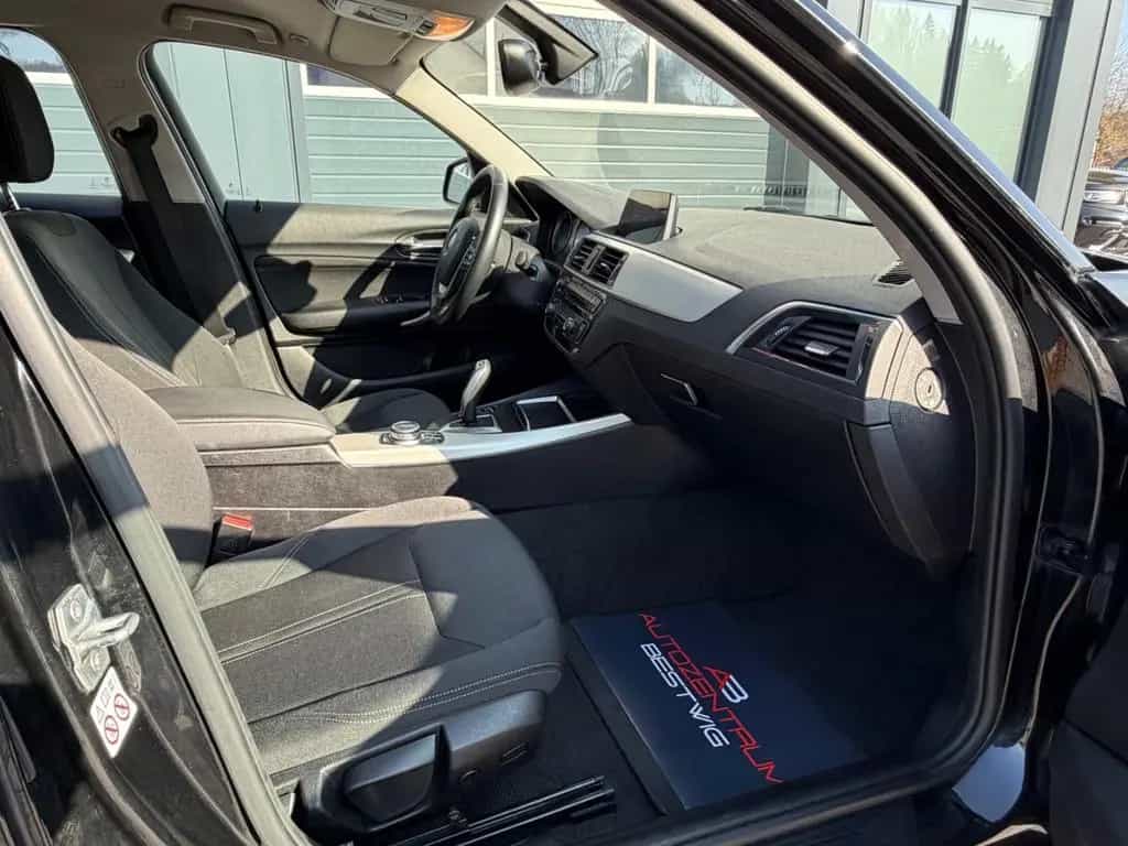 BMW 1 Series 118 i Advantage*8-FACH*SHZG*AUTOMATIK*PDC*TOP 02/2019-photo-12