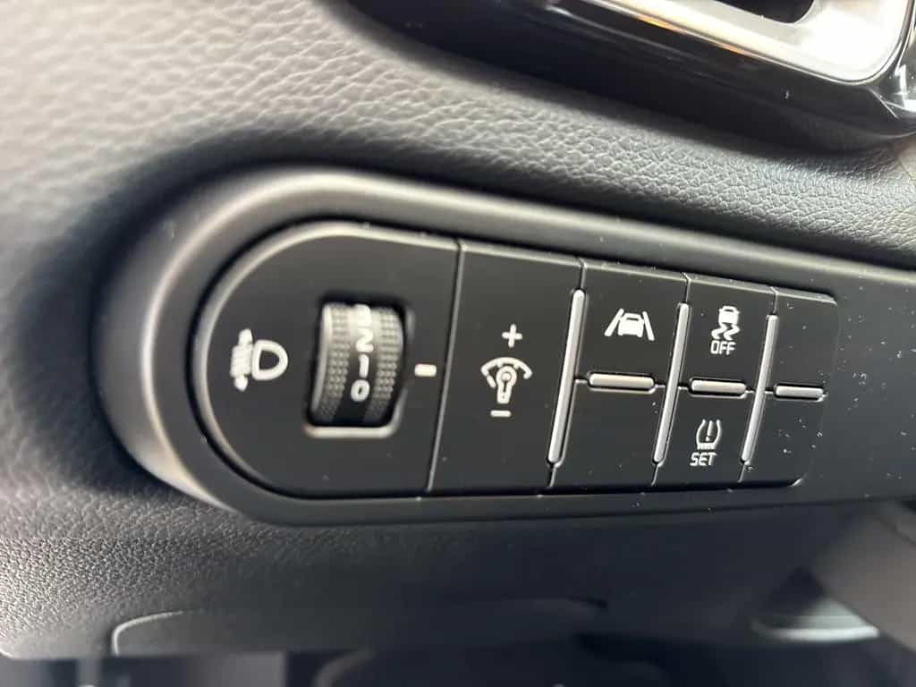 Kia XCeed 1.6 CRDi 48V DCT Vision *inkl. Winterräder 11/2023-photo-19
