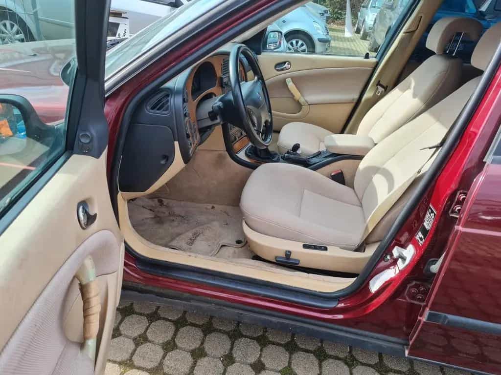 Saab 9-5 2.3t 136kW Anniversary Sport-Kombi 03/2004-photo-11
