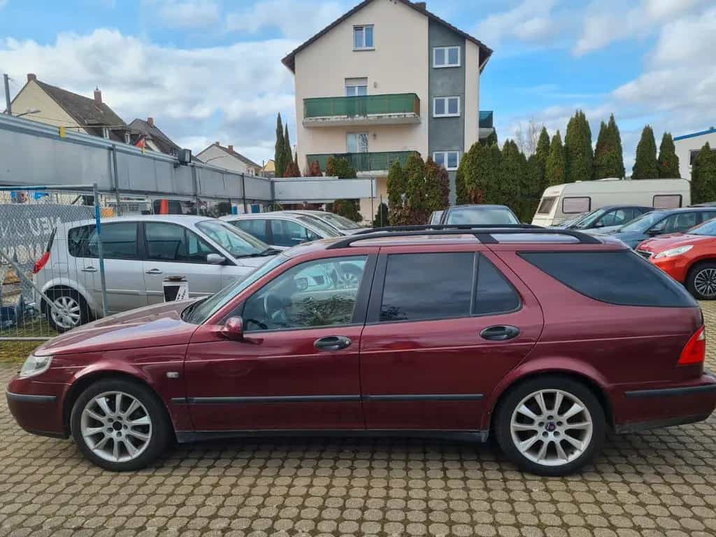 Saab 9-5 2.3t 136kW Anniversary Sport-Kombi 03/2004-photo-3