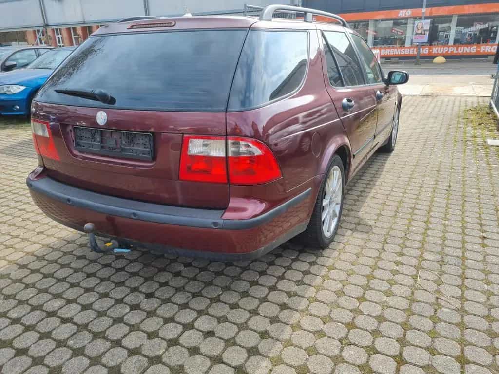Saab 9-5 2.3t 136kW Anniversary Sport-Kombi 03/2004-photo-6