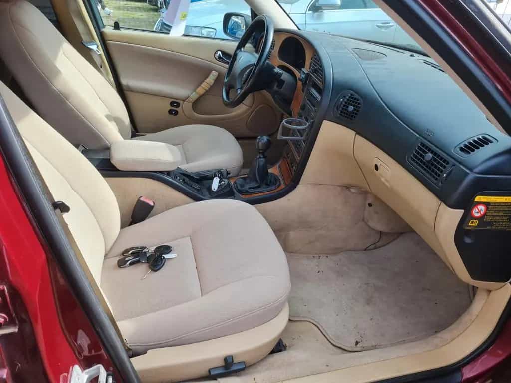 Saab 9-5 2.3t 136kW Anniversary Sport-Kombi 03/2004-photo-8