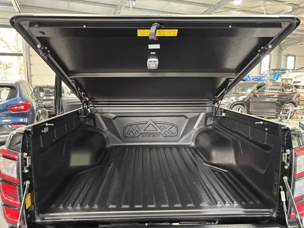 Isuzu D-Max Double Cab 1.9 V-Cross 163HP 02/2026-photo-13