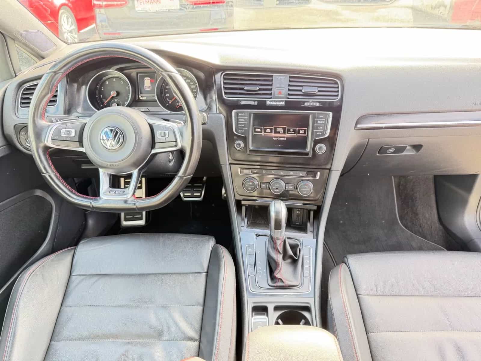 Volkswagen Golf 06/2015-photo-18