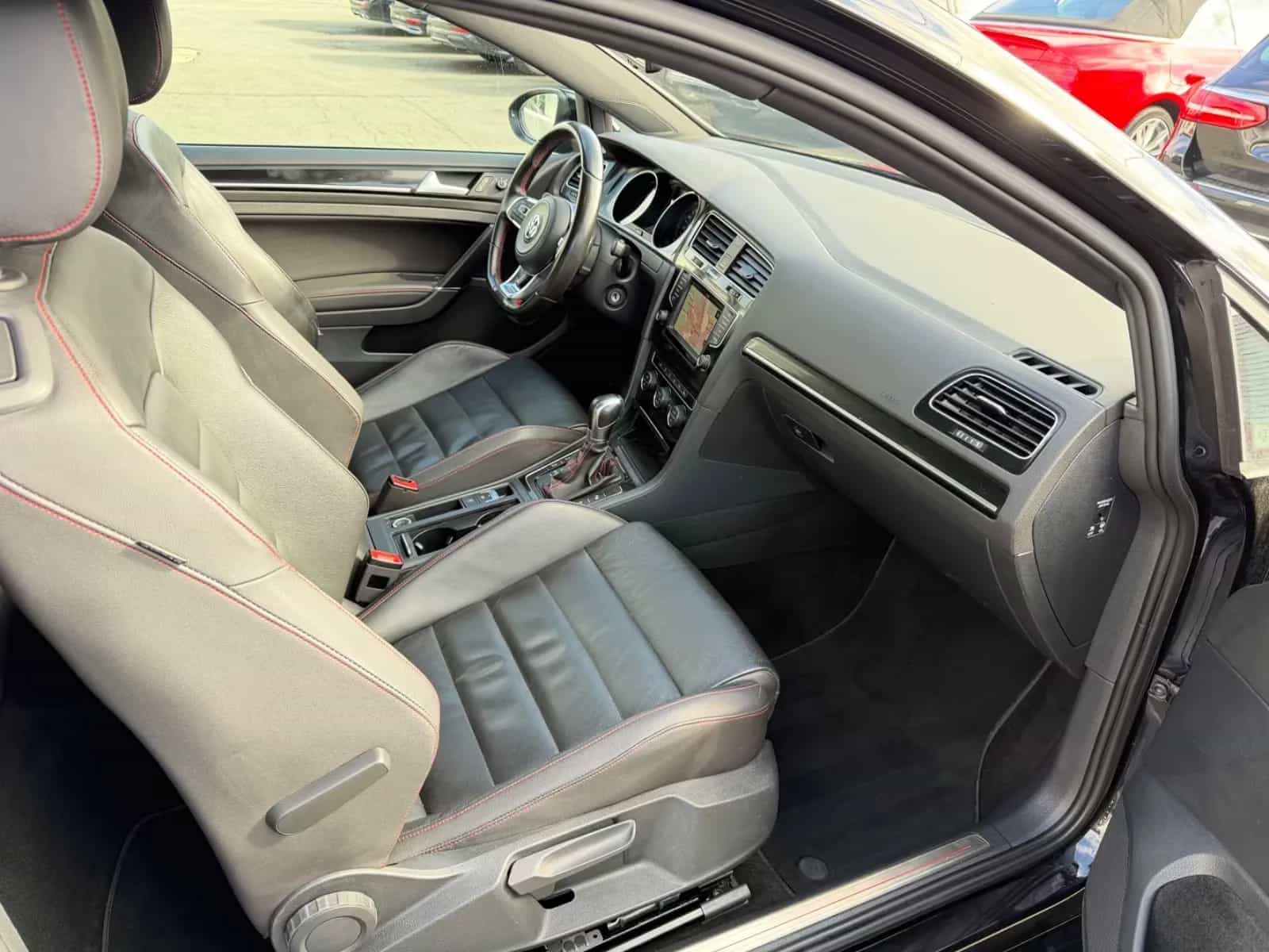 Volkswagen Golf 06/2015-photo-22