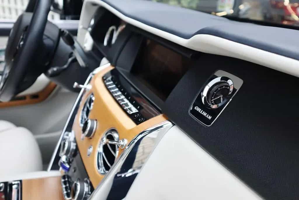 Rolls-Royce Cullinan 6.75 V12 | Bespoke Audio, Massage, Ente 05/2019-photo-15