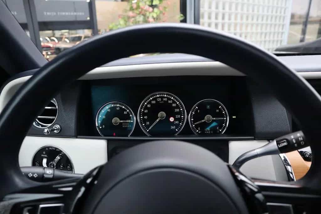 Rolls-Royce Cullinan 6.75 V12 | Bespoke Audio, Massage, Ente 05/2019-photo-33