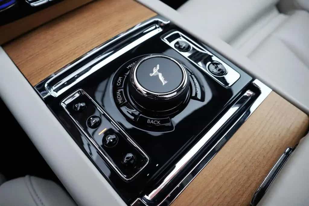Rolls-Royce Cullinan 6.75 V12 | Bespoke Audio, Massage, Ente 05/2019-photo-40