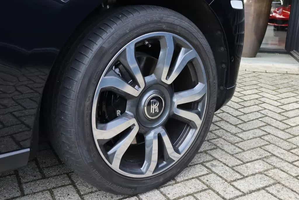 Rolls-Royce Cullinan 6.75 V12 | Bespoke Audio, Massage, Ente 05/2019-photo-7