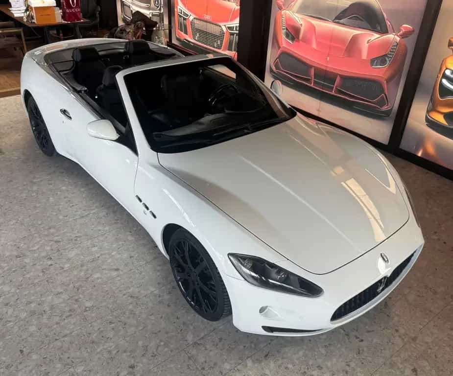 Maserati GranCabrio 4.7 V8 Automatik ++EMOTION PUR++ 07/2011-photo-1
