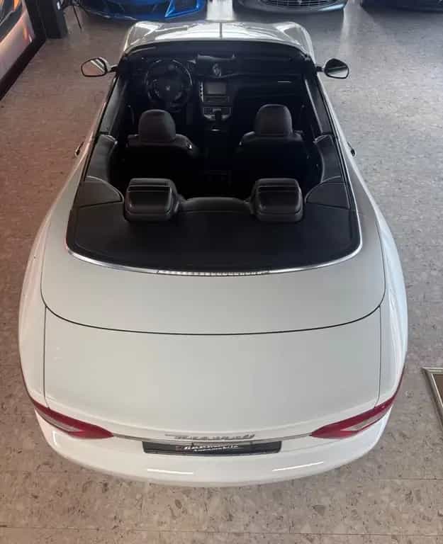 Maserati GranCabrio 4.7 V8 Automatik ++EMOTION PUR++ 07/2011-photo-18