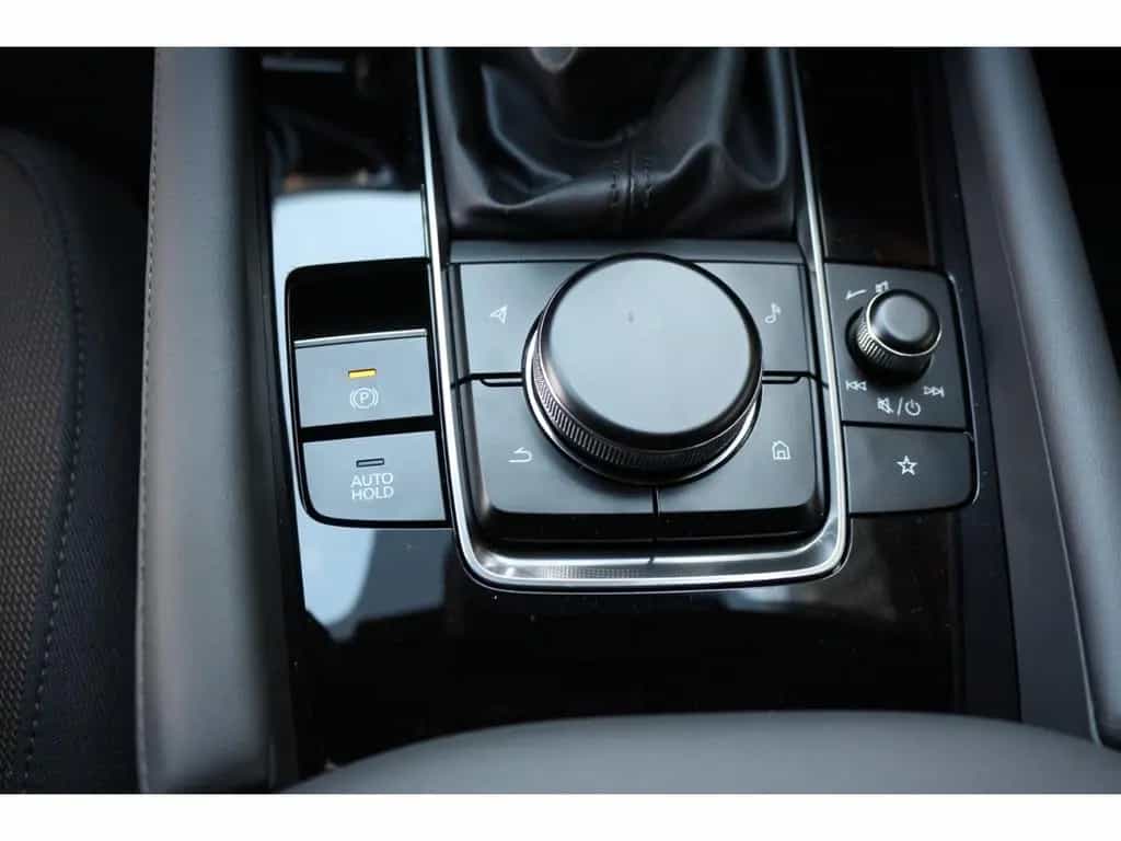 Mazda 3 Selection+BOSE+360°CAM+AHK !! 02/2020-photo-13