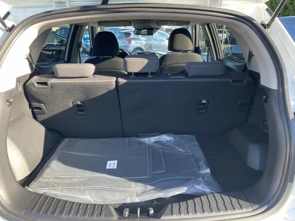 KGM Tivoli 1.5 T-GDI Essential (Nomad) null-photo-4