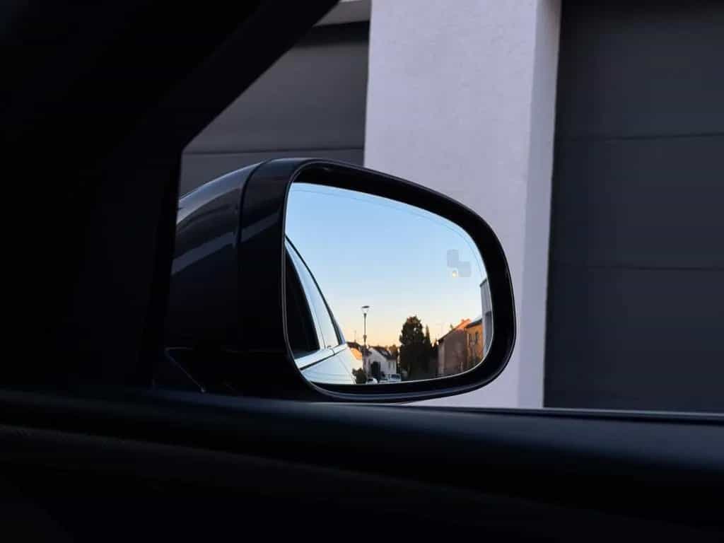 Jaguar XE D180 R-Dynamic SE Lim 360°|HuD|Leder|TWA|Memo 06/2019-photo-26