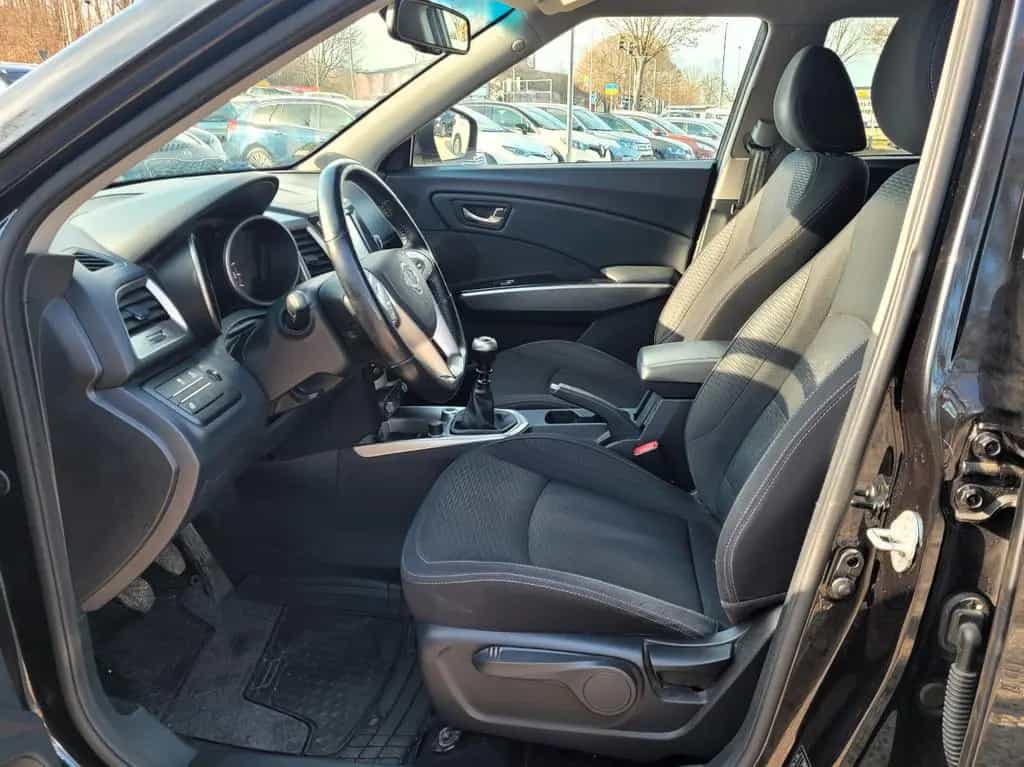 Ssangyong Tivoli 1.6 e-XDi 160 SAPPHIRE 4WD 03/2017-photo-15