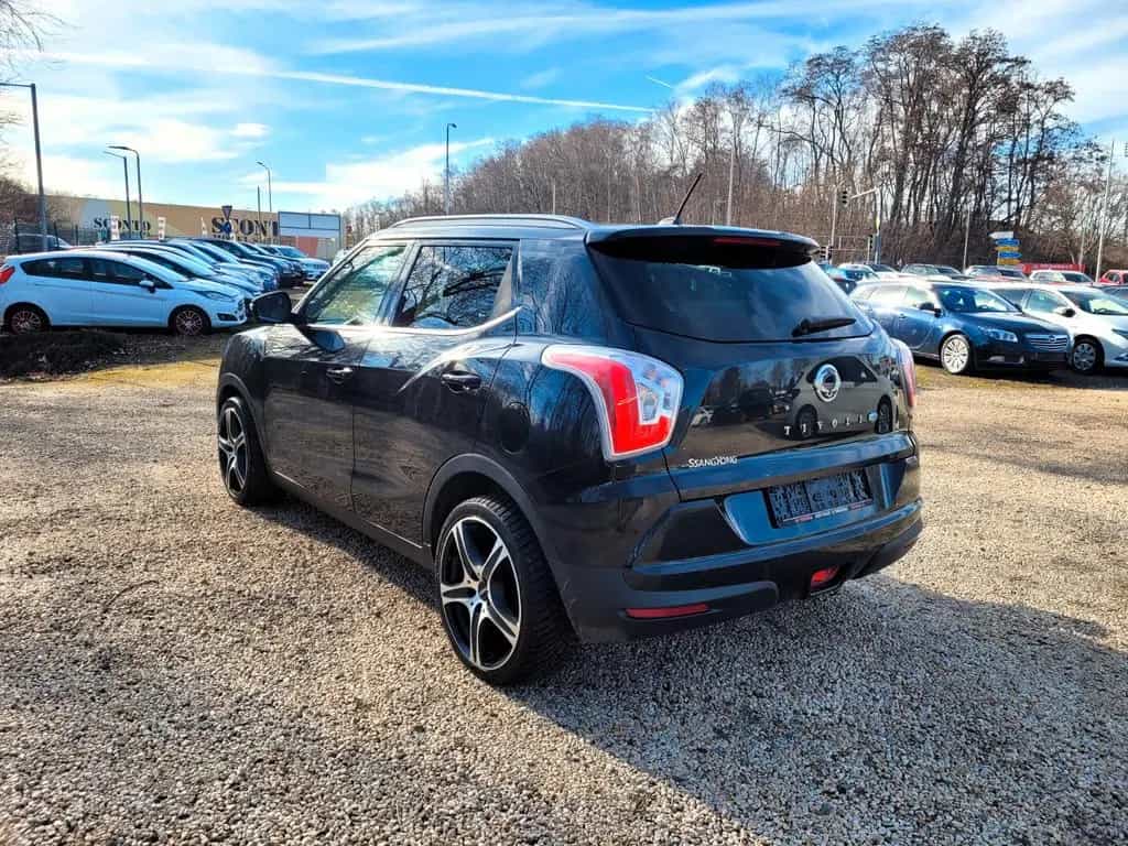 Ssangyong Tivoli 1.6 e-XDi 160 SAPPHIRE 4WD 03/2017-photo-2