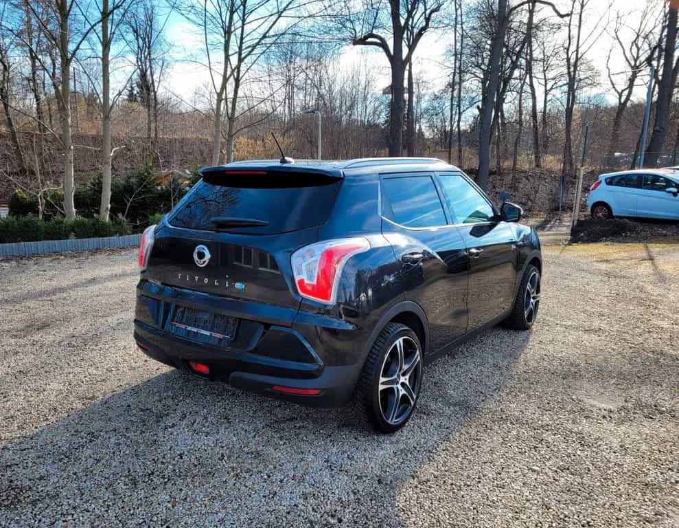 Ssangyong Tivoli 1.6 e-XDi 160 SAPPHIRE 4WD 03/2017-photo-5