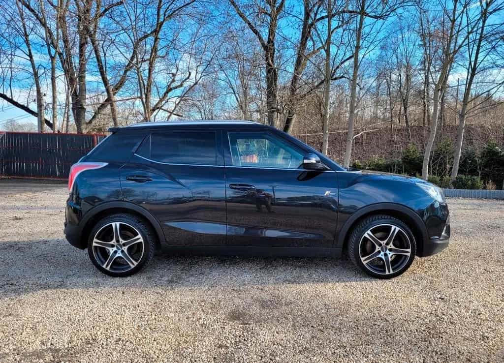 Ssangyong Tivoli 1.6 e-XDi 160 SAPPHIRE 4WD 03/2017-photo-6