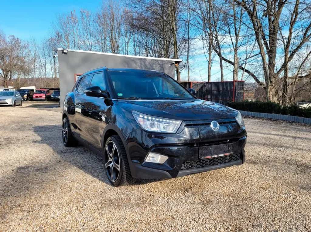 Ssangyong Tivoli 1.6 e-XDi 160 SAPPHIRE 4WD 03/2017-photo-8