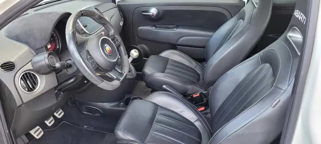 Abarth 595C Competizione 1.4 T-Jet 132 KW (180PS) 07/2017-photo-6