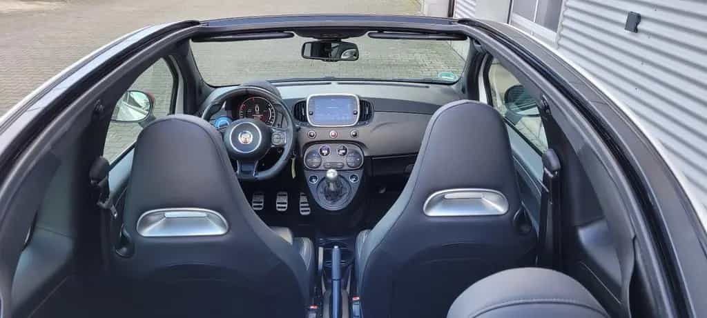 Abarth 595C Competizione 1.4 T-Jet 132 KW (180PS) 07/2017-photo-7