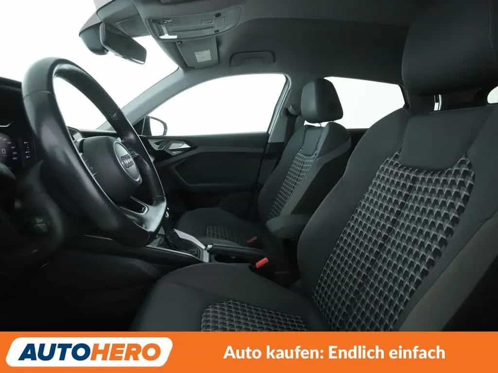 Audi A1 Sportback 40 TFSI S Line Aut.*NAVI*LED*ACC* 06/2019-photo-7