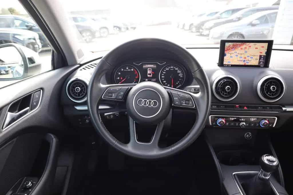 Audi A3 35 TFSI cylinder on demand Limousine sport|NA 07/2019-photo-16