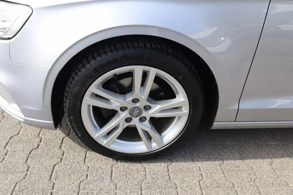 Audi A3 35 TFSI cylinder on demand Limousine sport|NA 07/2019-photo-23