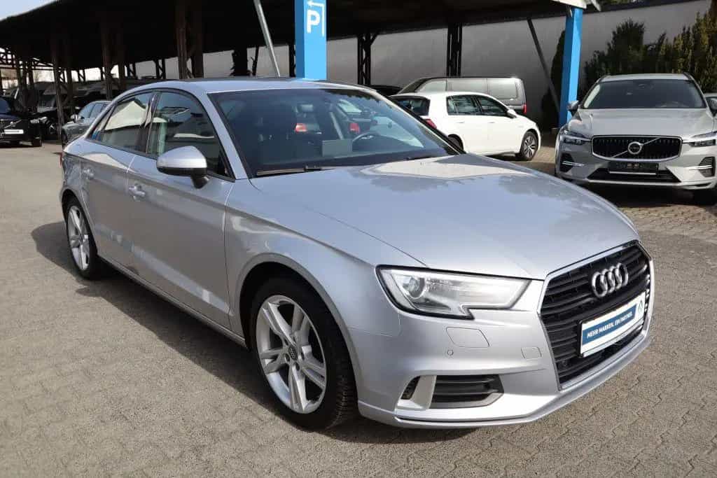 Audi A3 35 TFSI cylinder on demand Limousine sport|NA 07/2019-photo-4