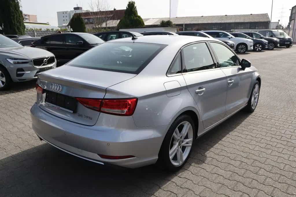Audi A3 35 TFSI cylinder on demand Limousine sport|NA 07/2019-photo-6