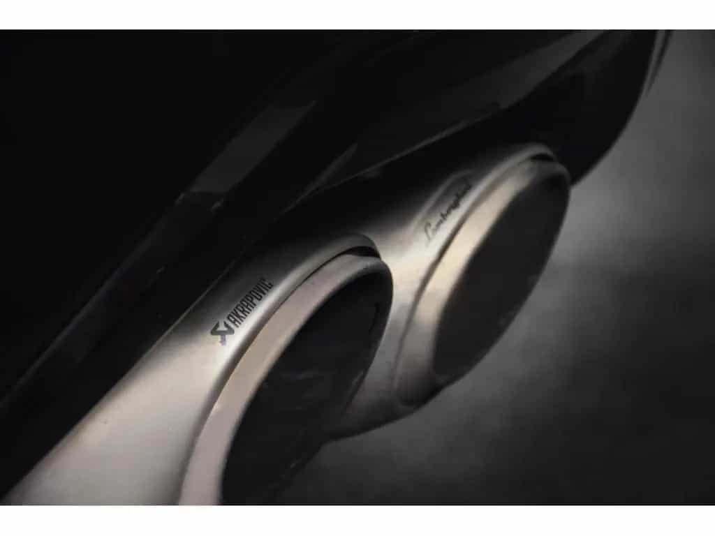 Lamborghini Urus V8 AKRAPOVIC - GRIGIO KERES 02/2022-photo-12