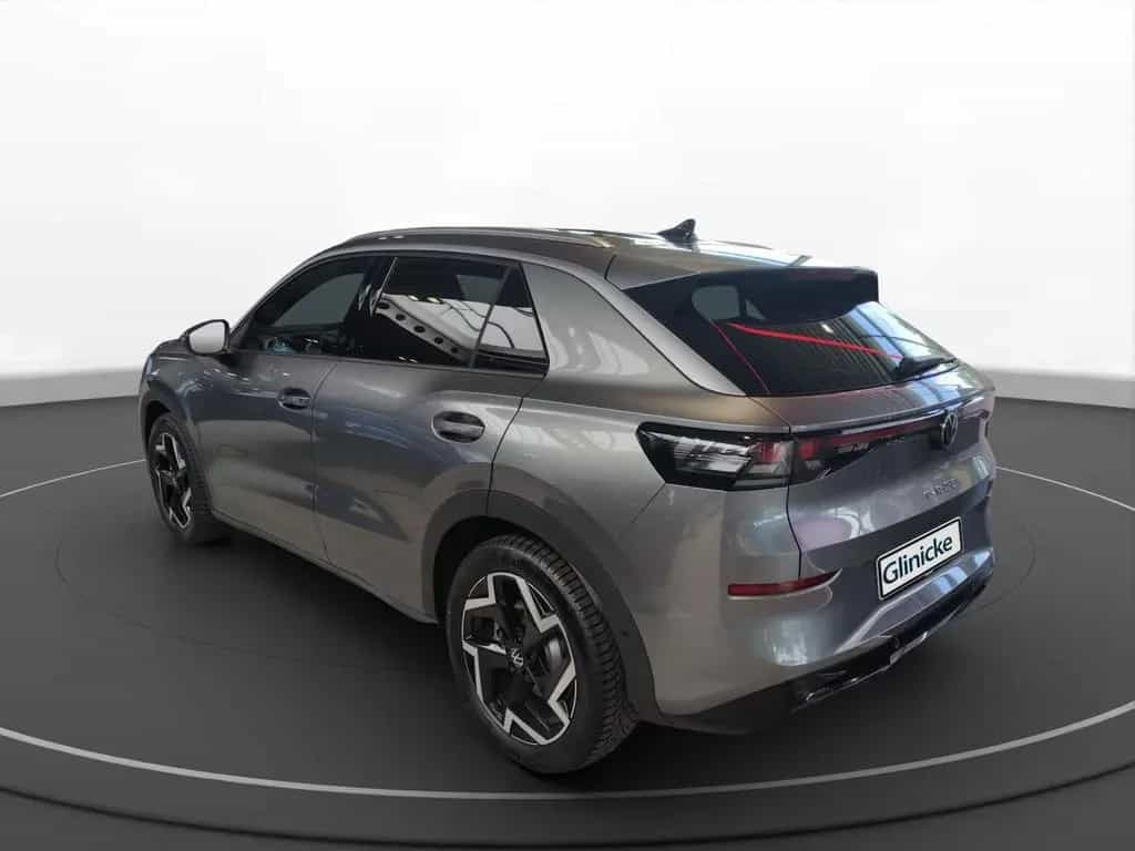 Volkswagen T-Roc R-Line 1.5 l eTSI OPF 110 kW (150 PS) 7-Ga null-photo-7
