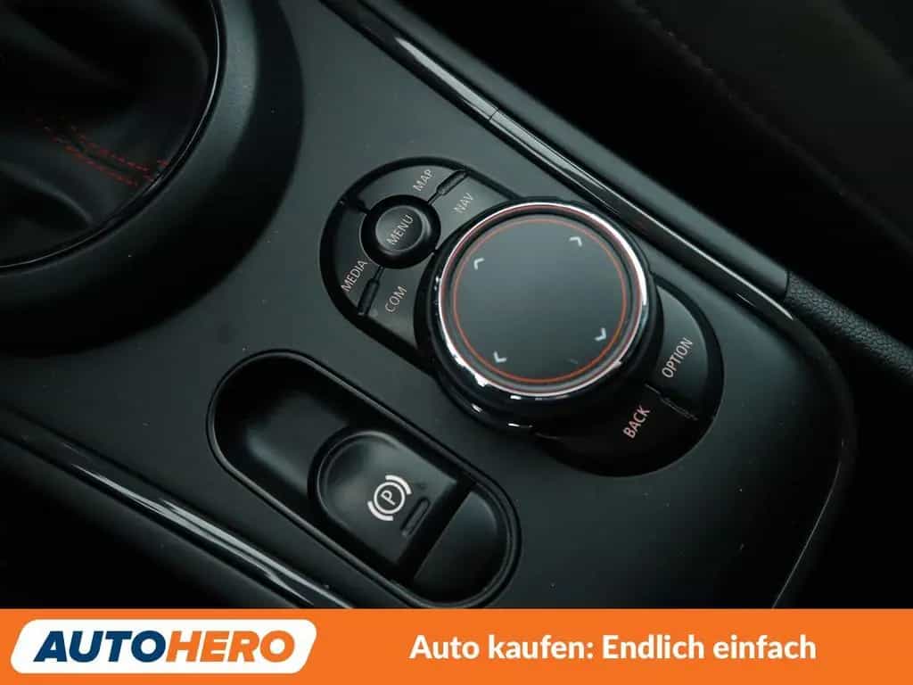 MINI Countryman John Cooper Works ALL4 Aut.*NAVI*LED* 08/2017-photo-25