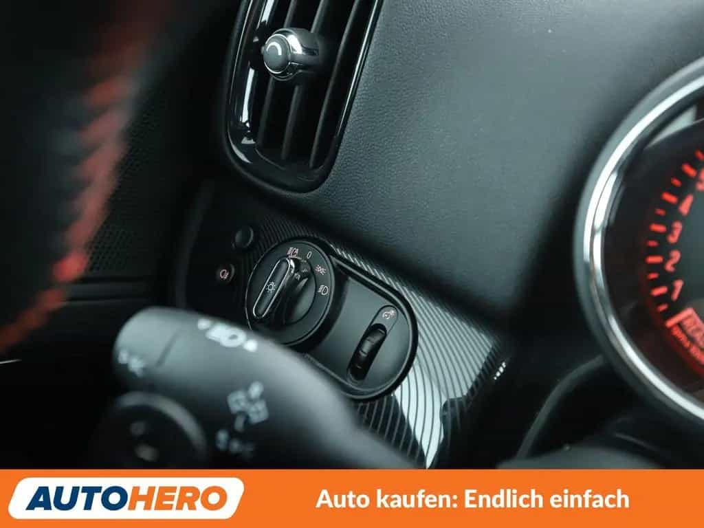 MINI Countryman John Cooper Works ALL4 Aut.*NAVI*LED* 08/2017-photo-27
