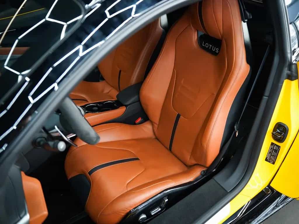 Lotus Emira 3.5 V6 298 kW First Edition Supercharged 07/2023-photo-5