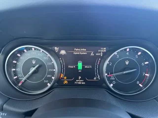 Maserati Levante GT 2.0 Mild Hybrid 39.403.- € NETTO PANO 09/2023-photo-21