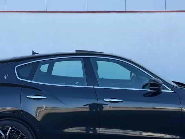 Maserati Levante GT 2.0 Mild Hybrid 39.403.- € NETTO PANO 09/2023-photo-36