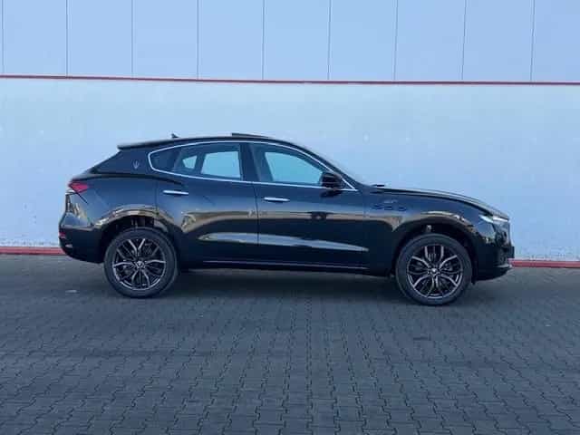 Maserati Levante GT 2.0 Mild Hybrid 39.403.- € NETTO PANO 09/2023-photo-38