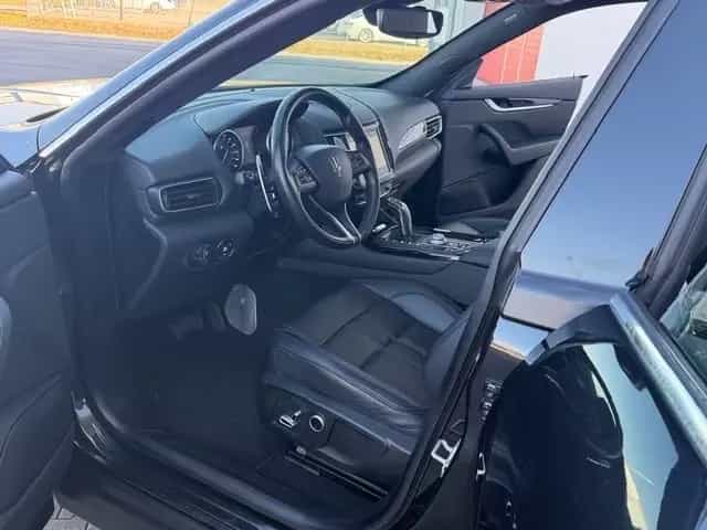 Maserati Levante GT 2.0 Mild Hybrid 39.403.- € NETTO PANO 09/2023-photo-5